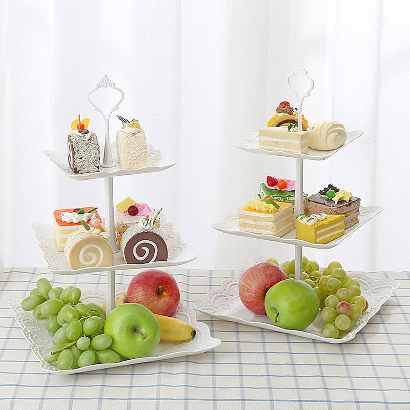 Plastic Serving Platter and Cake Stand